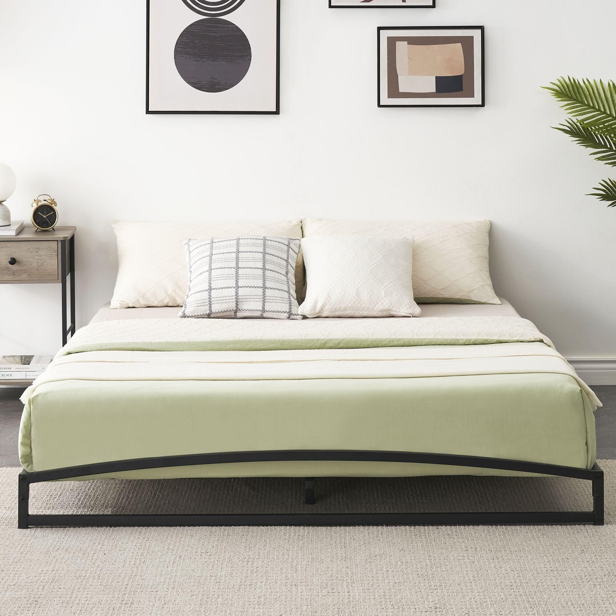 6 Inch Metal Platform Bed Frame，Low Profile，Black