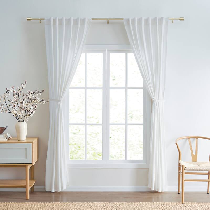 DKNY Fin Curtain Rod and Finial Set