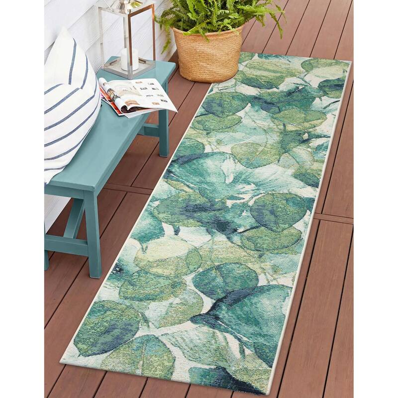 Liora Manne Marina Lotus Indoor/Outdoor Rug - 1'11" x 7'6" - Green
