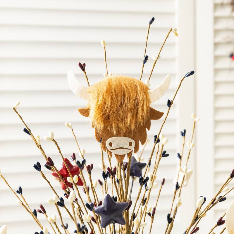 Glitzhome 21"H Patriotic/ Americana Highland Cow and Berry Table Tree
