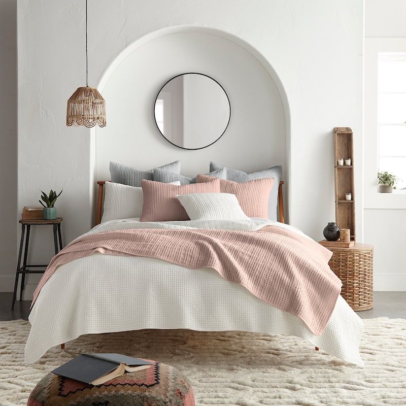 Mills Waffle Blush Full/Queen Quilt Set - Levtex Home