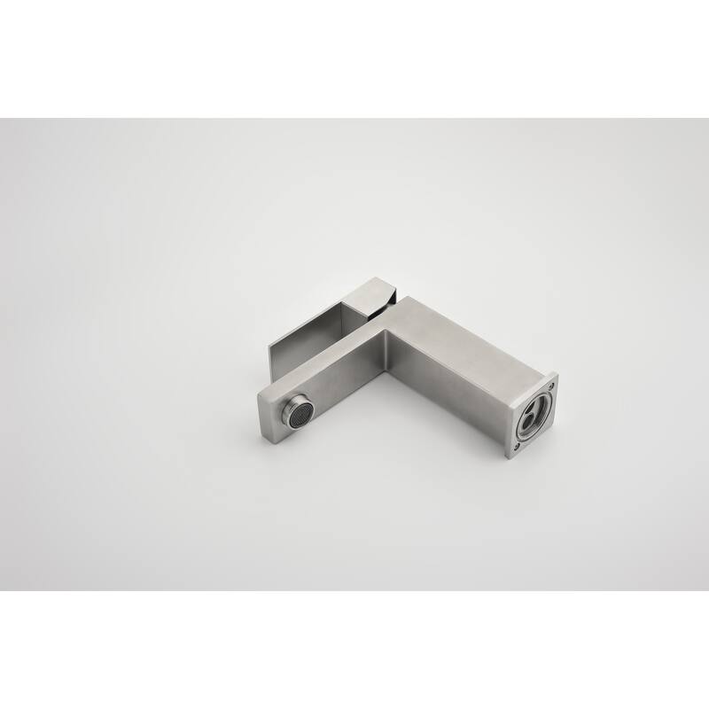 Single Handle Bathroom Sink Faucet with Pop-Up Drain (with Overflow)