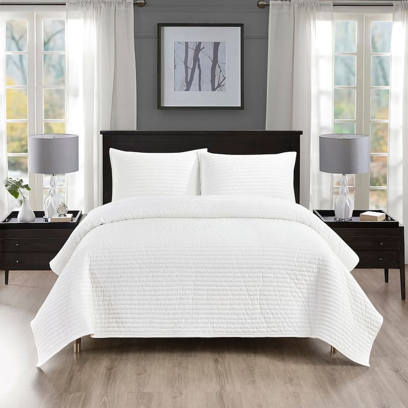 Pointehaven Heavy-Weight Oversized Channel Design Velvet Quilt Sets - White - Twin - Twin XL