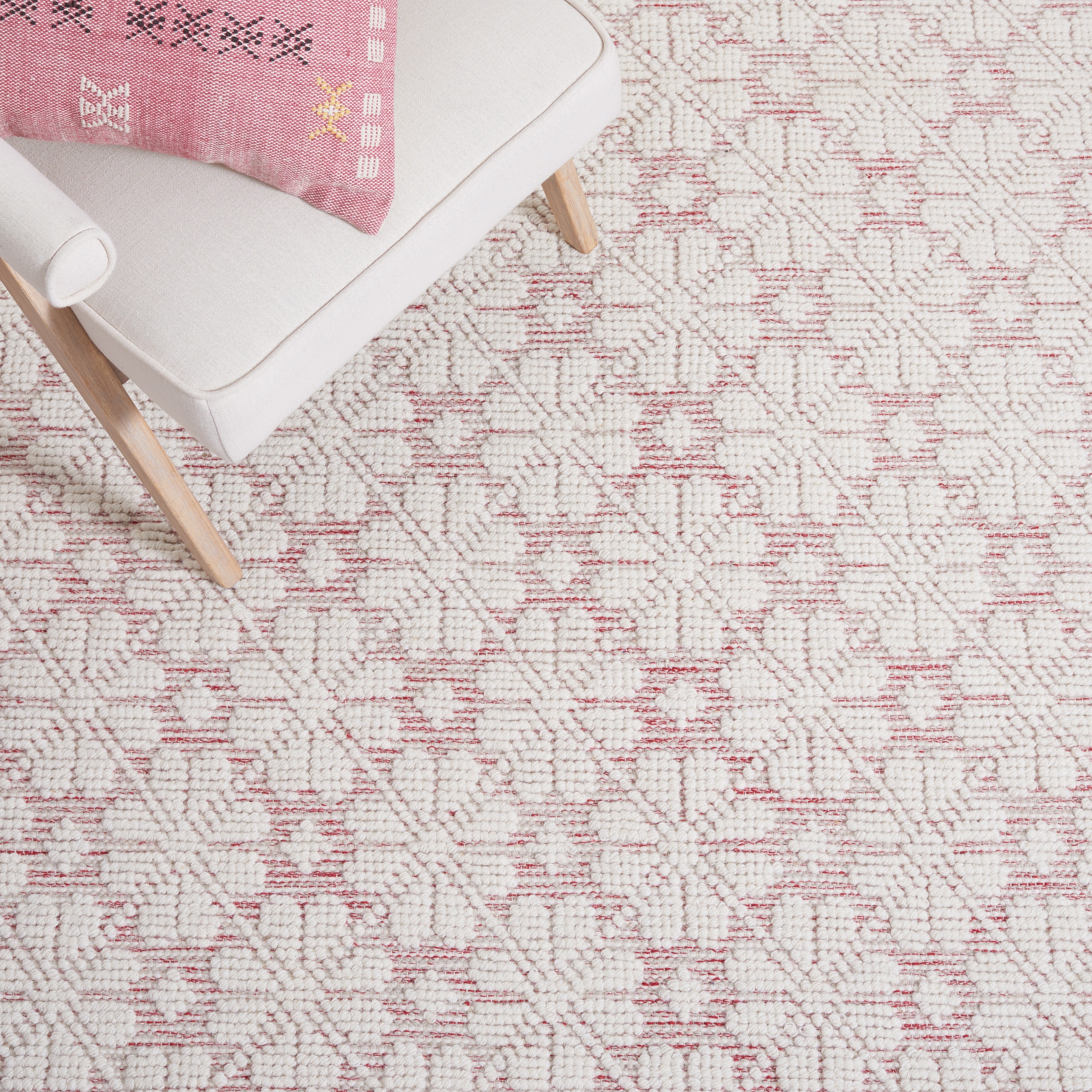 Martha Stewart by SAFAVIEH Handmade Micheline Wool Rug