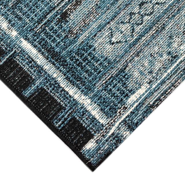 Liora Manne Marina Tribal Stripe Indoor/Outdoor Rug