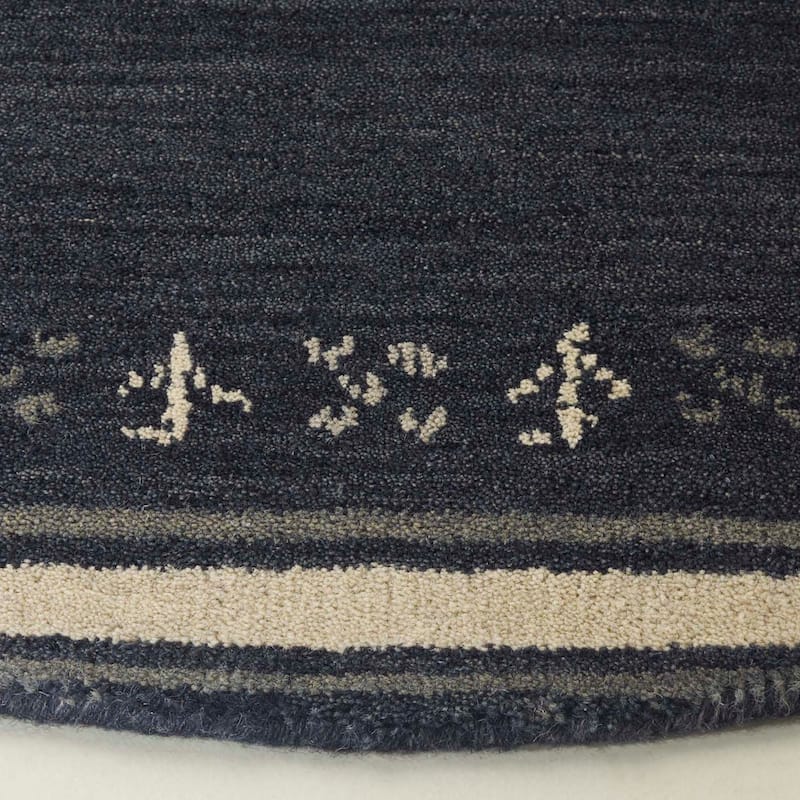 SAFAVIEH Handmade Himalaya Arusha Wool Rug
