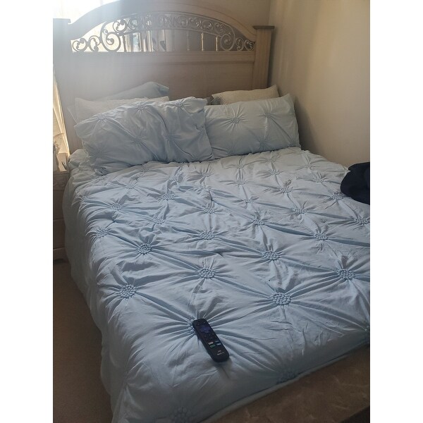 Floral Pintuck Bedding Comforter Set 