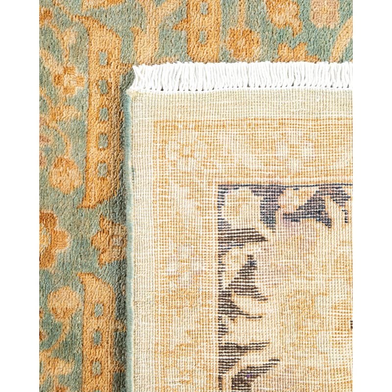 Overton Hand Knotted Wool Contemporary Floral Light Blue Area Rug - 4' x 6'