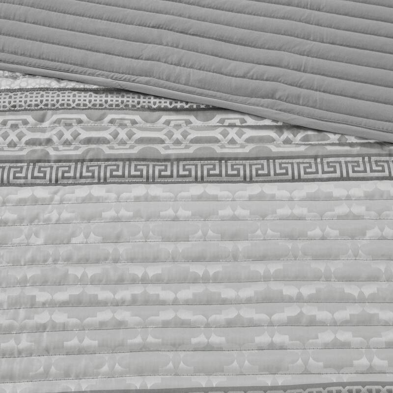 Madison Park Christian 4 Piece Jacquard Quilt Set with Throw Pillow