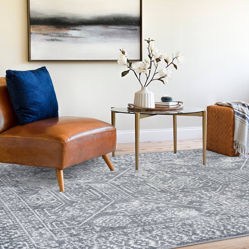 Mayson Traditional Oriental Indoor Area Rug