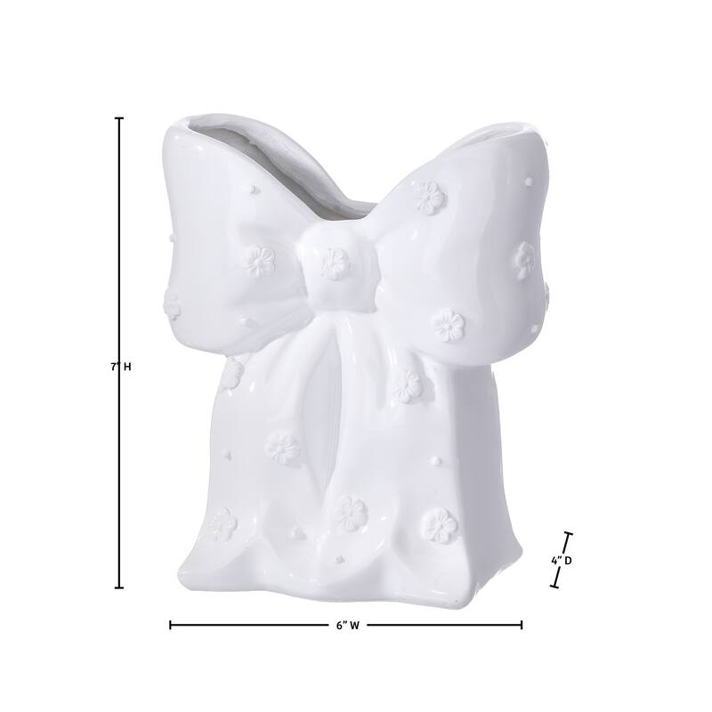 7" Resin Bowtie Vase