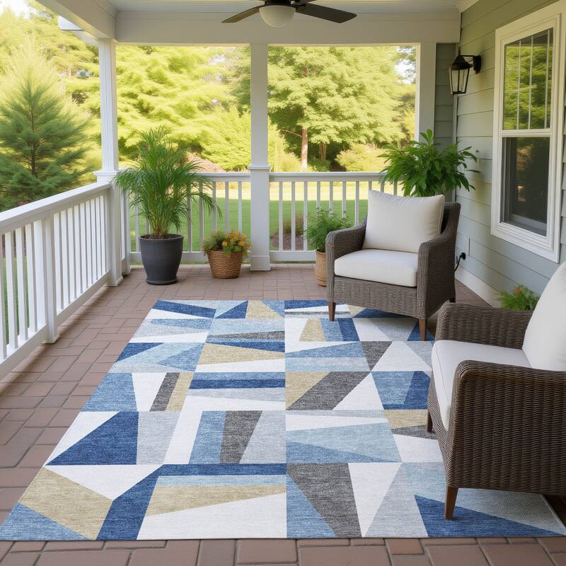 Machine Washable Indoor/ Outdoor Contemporry Mosaic Chantille Rug