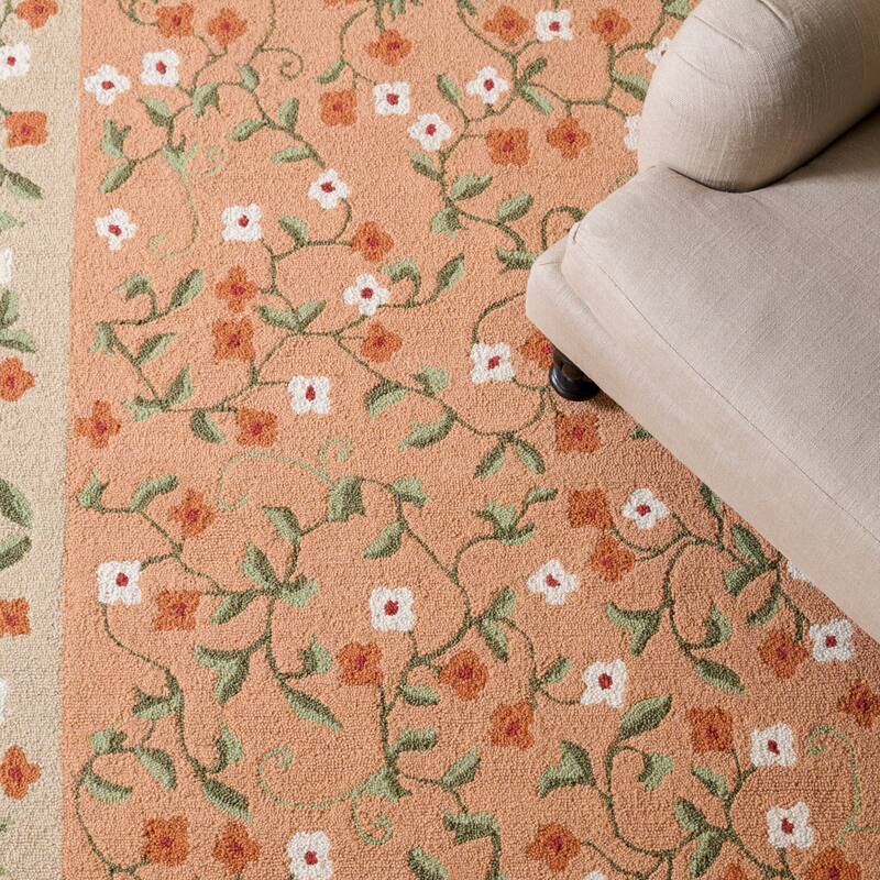 Martha Stewart by SAFAVIEH Handmade Saida Wool Rug