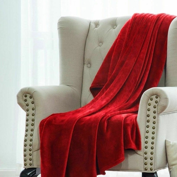 Red best sale fur blanket