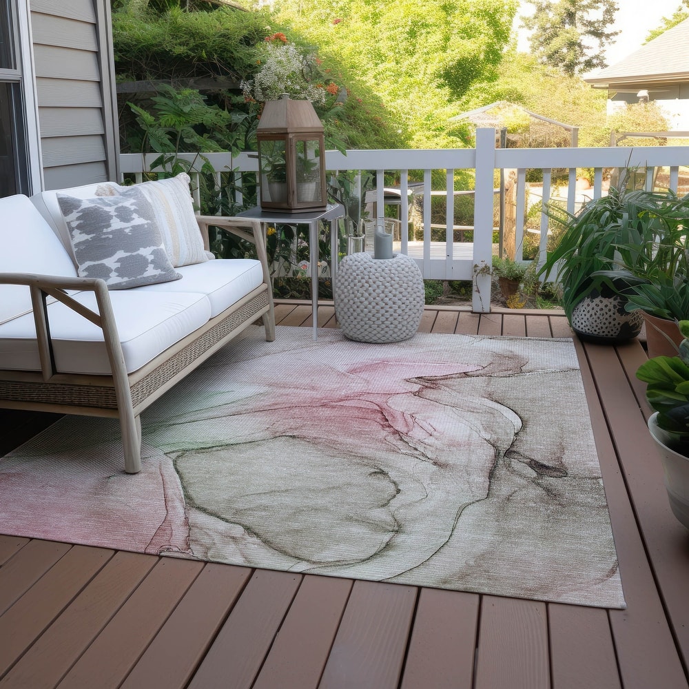 Machine Washable Indoor/ Outdoor Abstract Chantille Rug