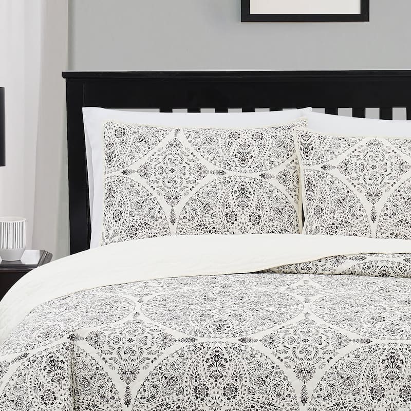Cannon Gramercy Medallion 3 Piece Quilt Set
