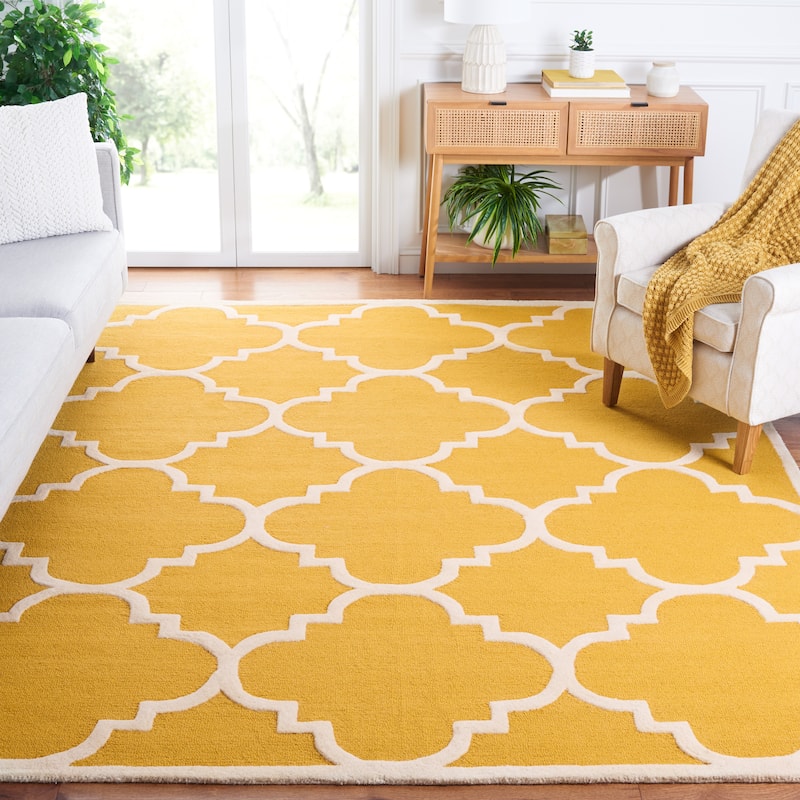 SAFAVIEH Handmade Cambridge Gullveig Modern Moroccan Wool Rug