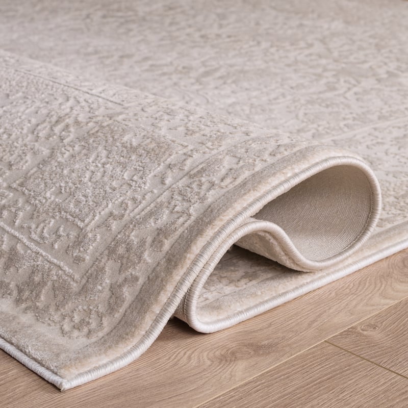 SAFAVIEH Reflection Joschka Traditional Rug