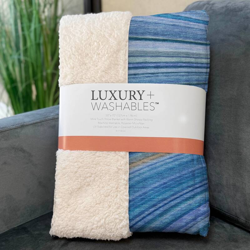 Premium Machine Washable Contemporary Stripe Sherpa Throw Blanket