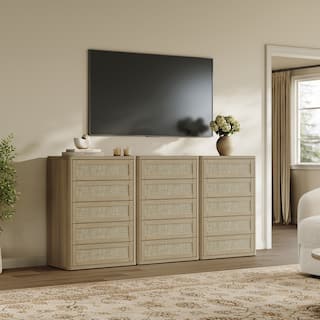 Coastal Farmhouse Tall Dresser (4 or 5 Drawers): Handle-Free Storage Chest for Compact Bedroom