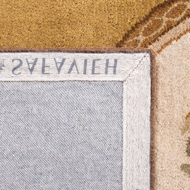 SAFAVIEH Handmade Classic Mira Traditional Oriental Wool Rug