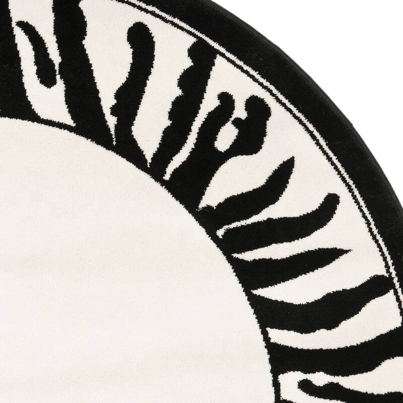 SAFAVIEH Lyndhurst Siegtraud Traditional Oriental Rug