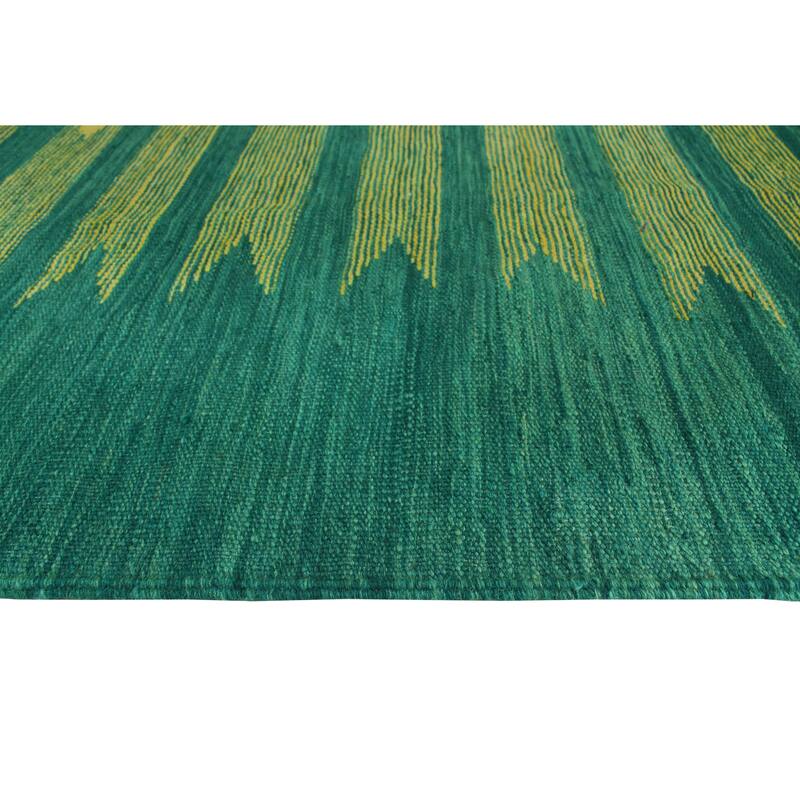 Modern Flatweave Baki Green/Gold Rug - 5'7" x 7'11"