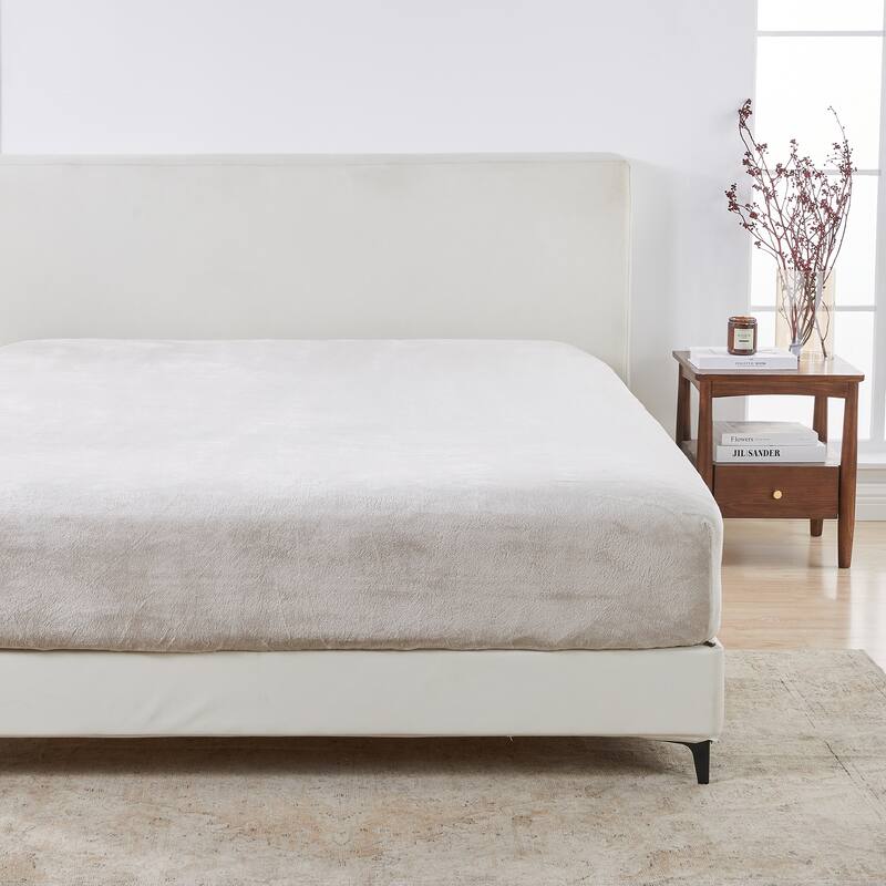 Linery & Co. Soft & Plush Velvet Single Fitted Sheet - Cappuccino - California King