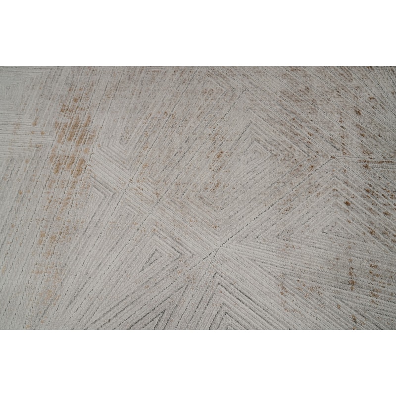 Machine Made Oriental Polyester Carpet Modern Beige & Ivories Distressed Area Rug - 7' 5'' X 5' 2''