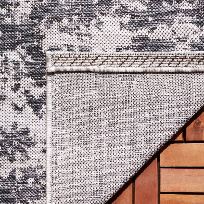 SAFAVIEH Courtyard Wenda Transitional Rug