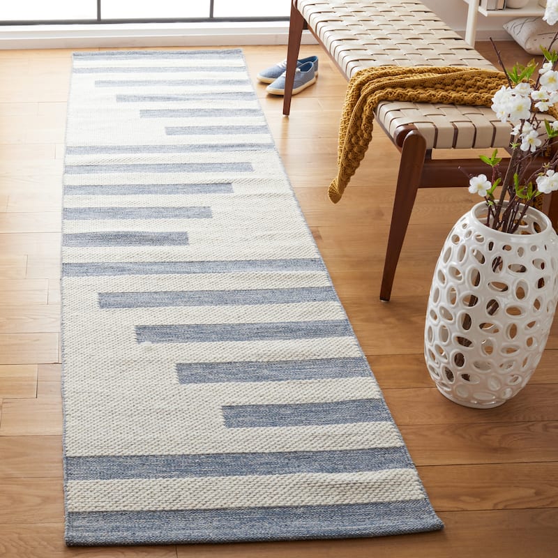 SAFAVIEH Handmade Striped Kilim Shawnte Modern Cotton Rug - 2'3" x 9' Runner - Ivory/Blue