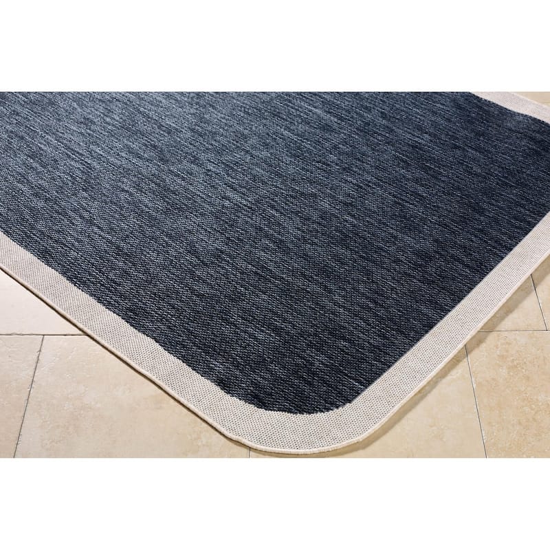 Livabliss Miami Beach Traditional Indoor/Outdoor Area Rug