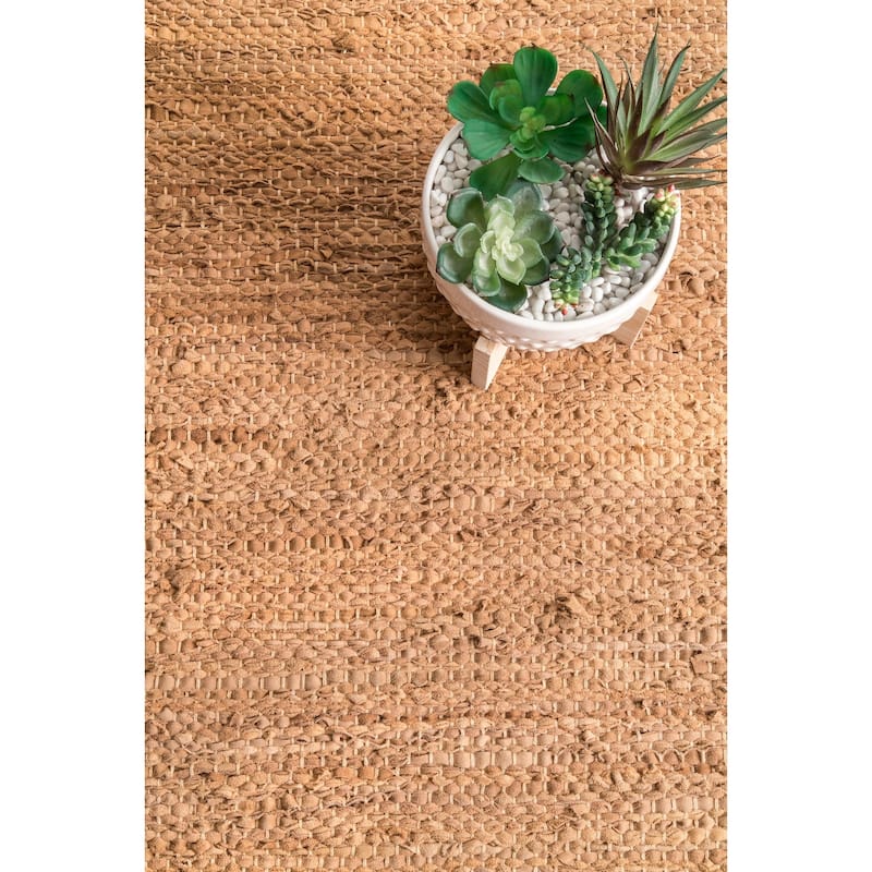 Nuloom Hand-woven Leather/ Cotton Tassel Area Rug