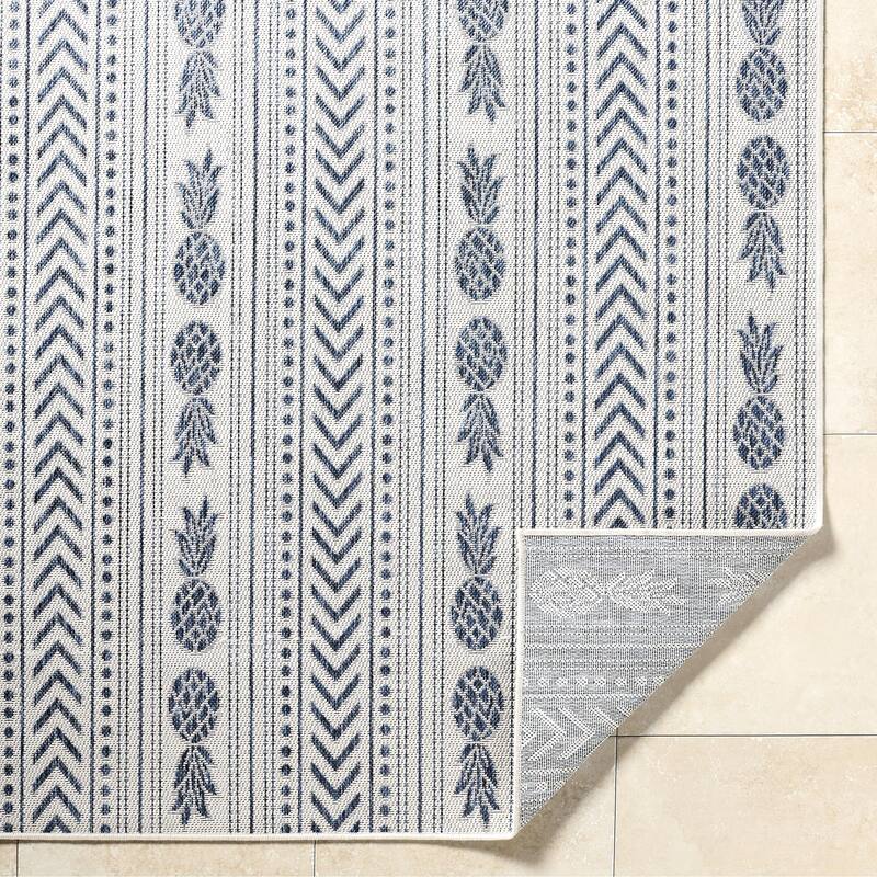 Livabliss Eagean Traditional Indoor/Outdoor Area Rug