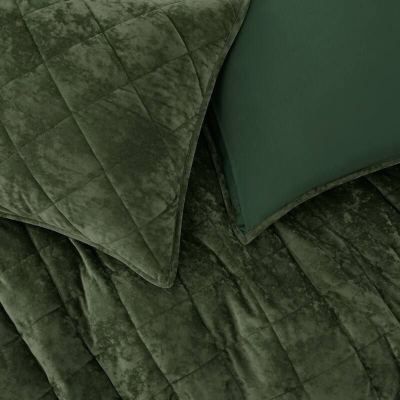 Beaute Living Diamond Velvet 3 Piece Quilt Set