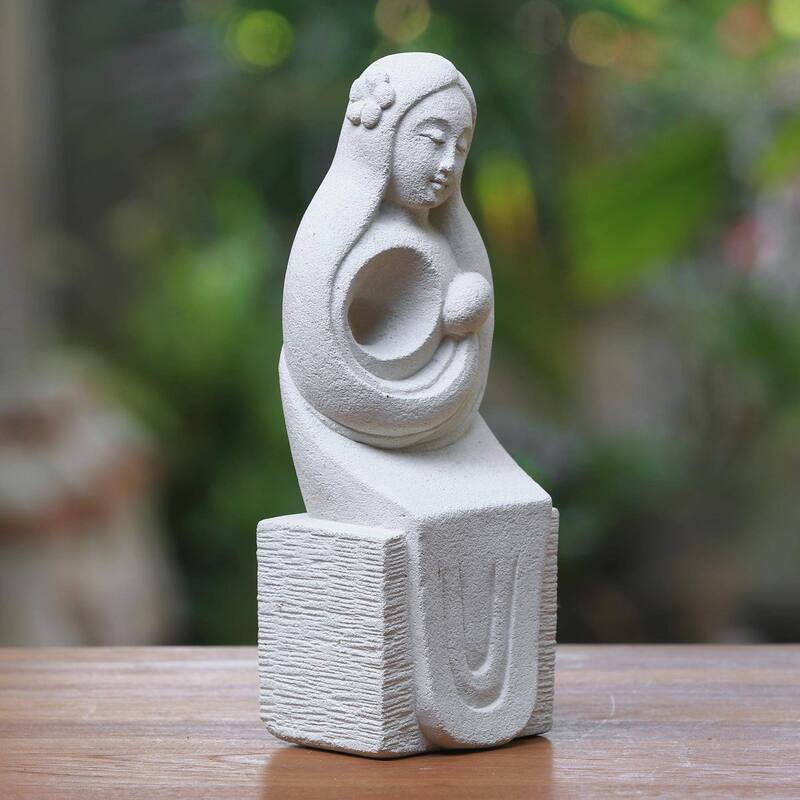 Handmade Mothers Love Sandstone sculpture (Indonesia) - 37 x 20 x 19