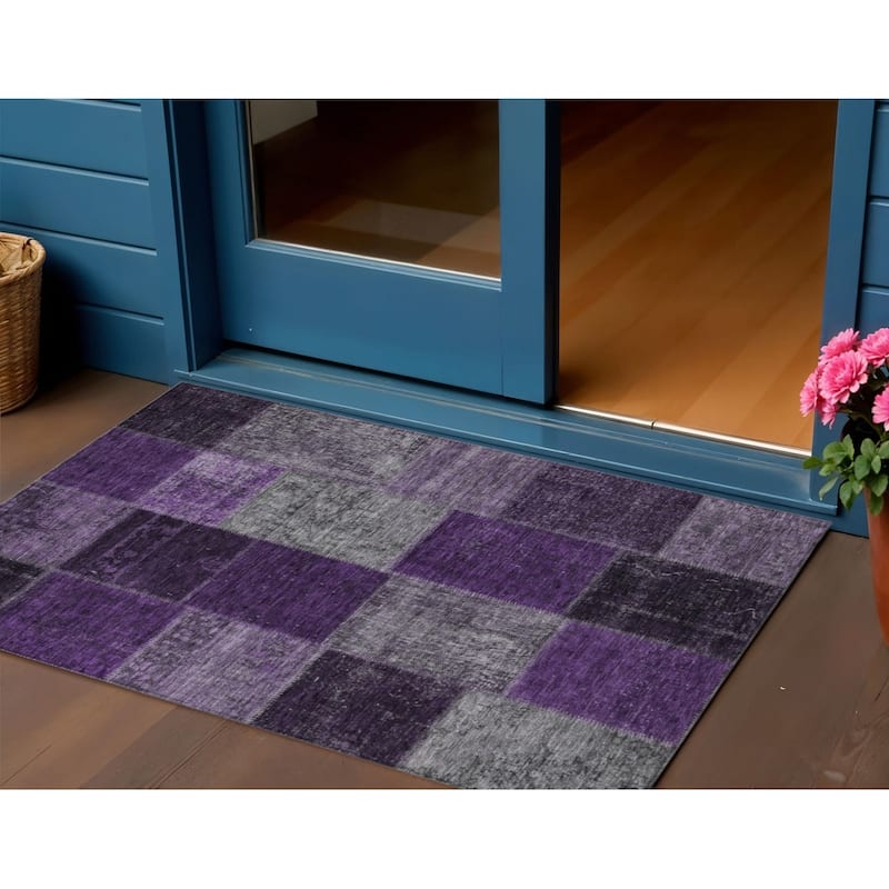 HomeRoots Patchwork Transitional Rectangle Outdoor Rug - 3' x 5'