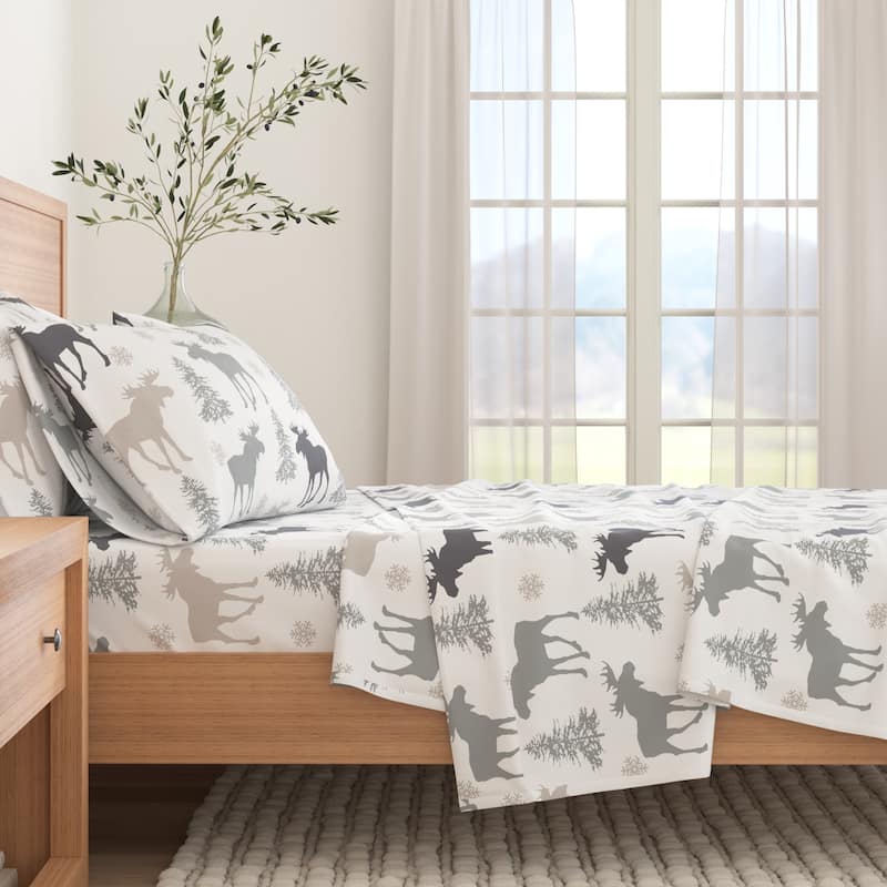Linery & Co. Ultra-Soft Turkish Cotton Flannel Christmas Print Sheet Set - Full - Moose