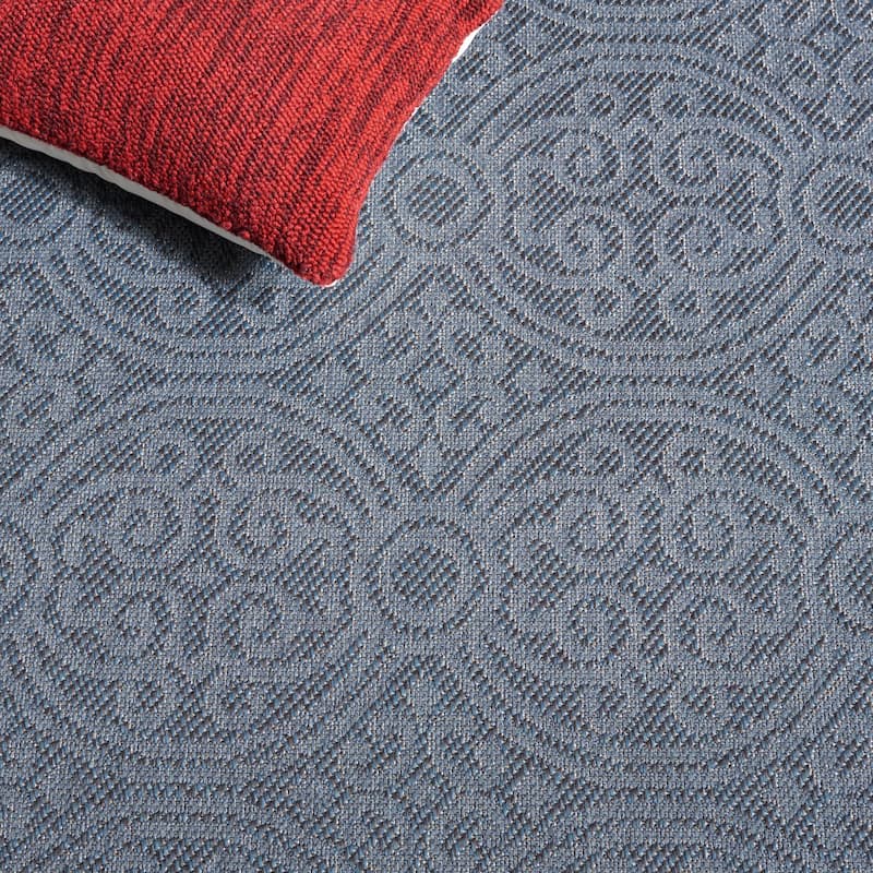 SAFAVIEH Bermuda Artimisia Geometric Indoor/Outdoor Waterproof Rug