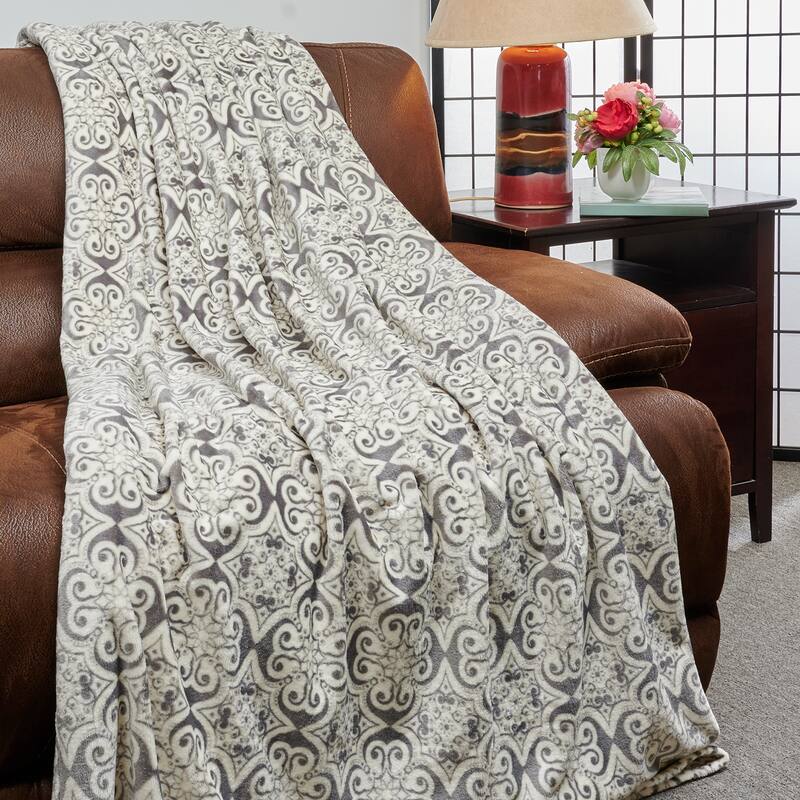 Kathy Ireland Flannel Fleece Blanket - Stratford - Full/Queen