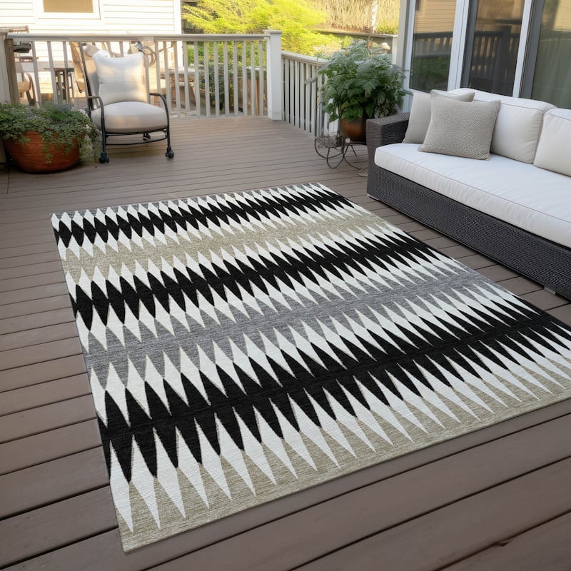 Machine Washable Indoor/ Outdoor Chantille Contemporary Rug - Black - 10' x 14'
