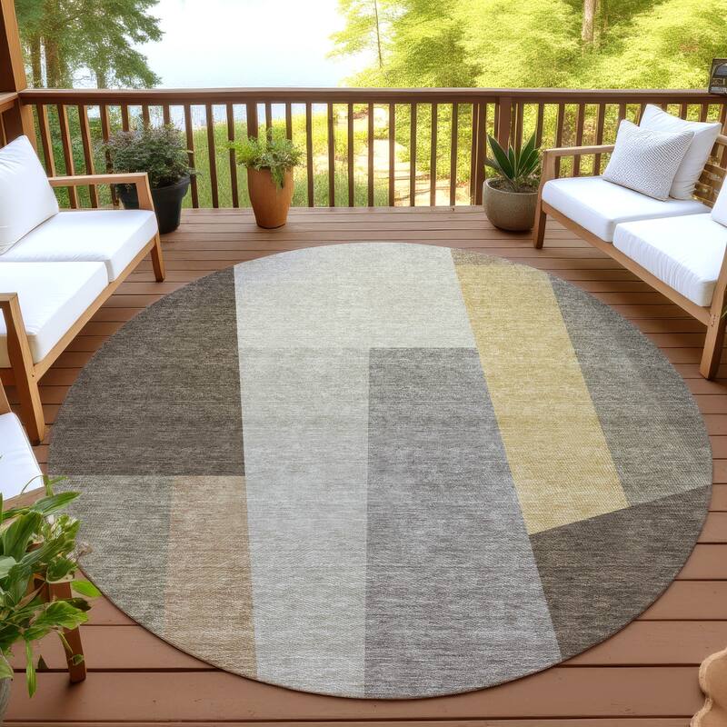 Machine Washable Indoor/ Outdoor Contemporary Jolie Chantille Rug - Chocolate - 8' x 8'