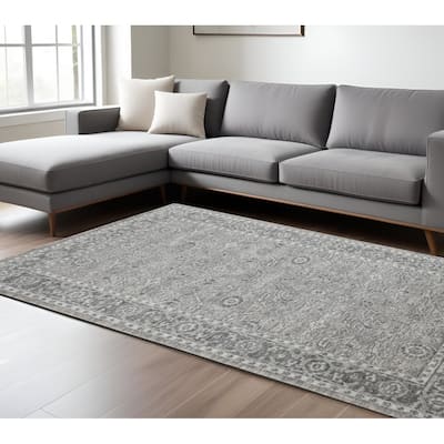 HomeRoots Medallion Traditional Rectangle Area Rug