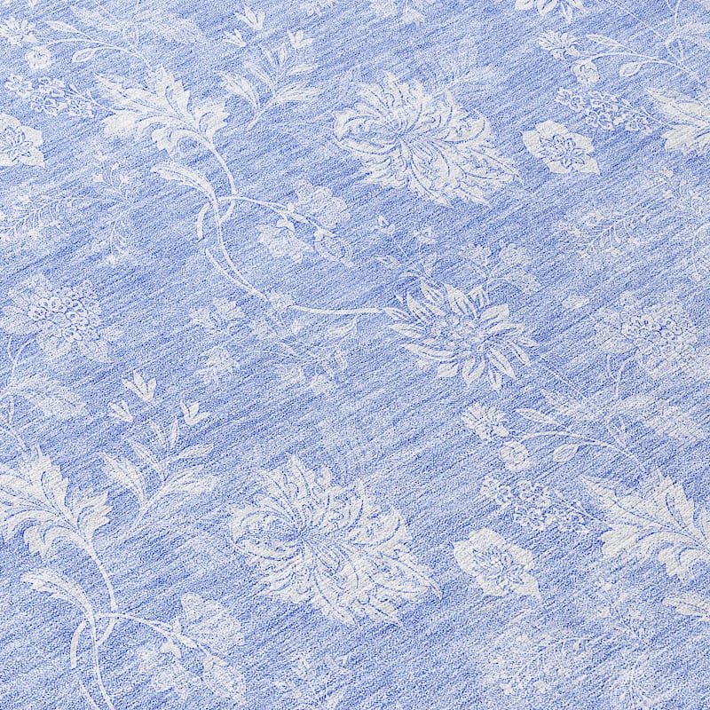 Machine Washable Indoor/ Outdoor Chantille Casual Floral Farmhouse Rug
