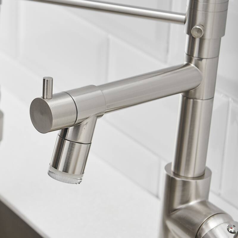 Single lever pull-down kitchen faucet