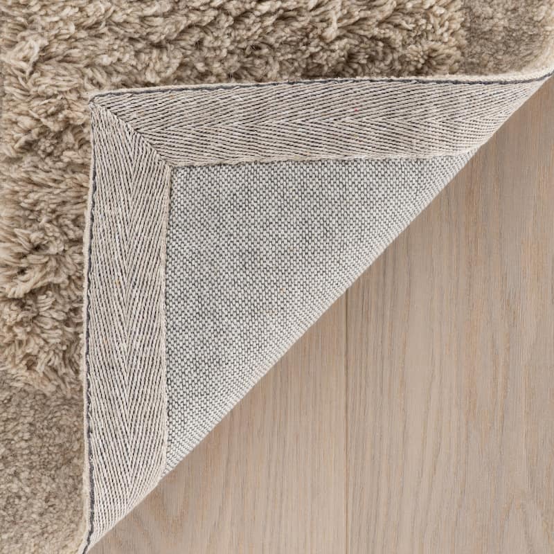 Nuloom Flaviana Modern Solid Wool Area Rug