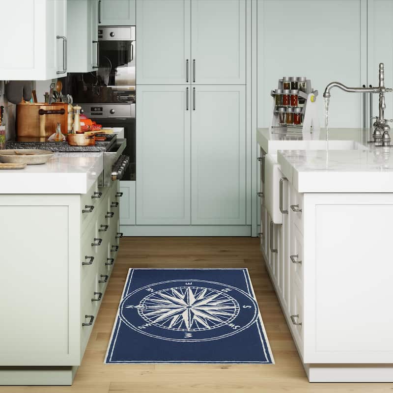Liora Manne Frontporch Compass Indoor/Outdoor Mat