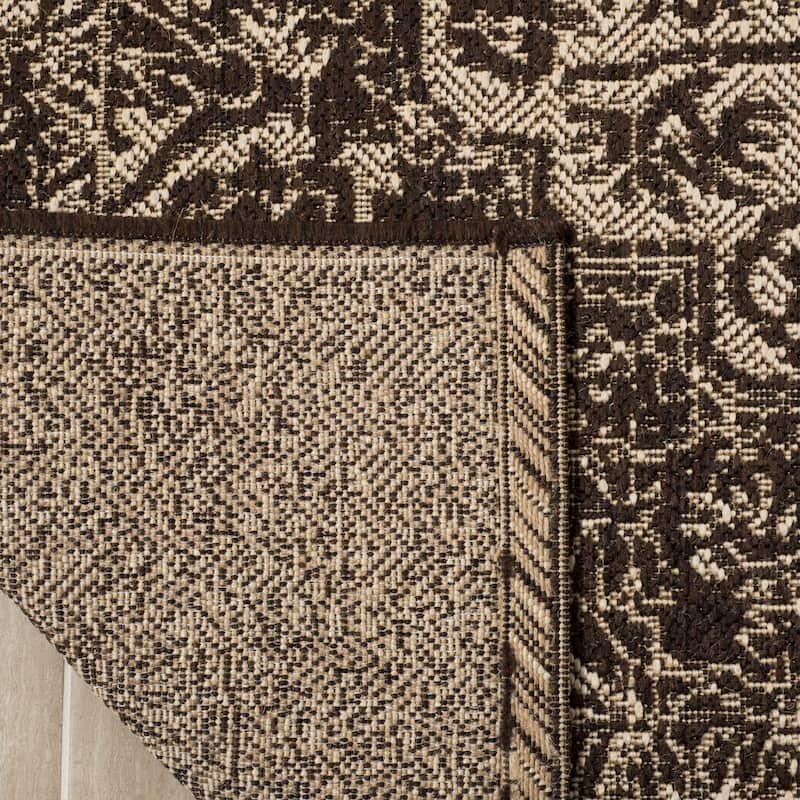 SAFAVIEH Linden Rick Indoor/ Outdoor Patio Backyard Rug