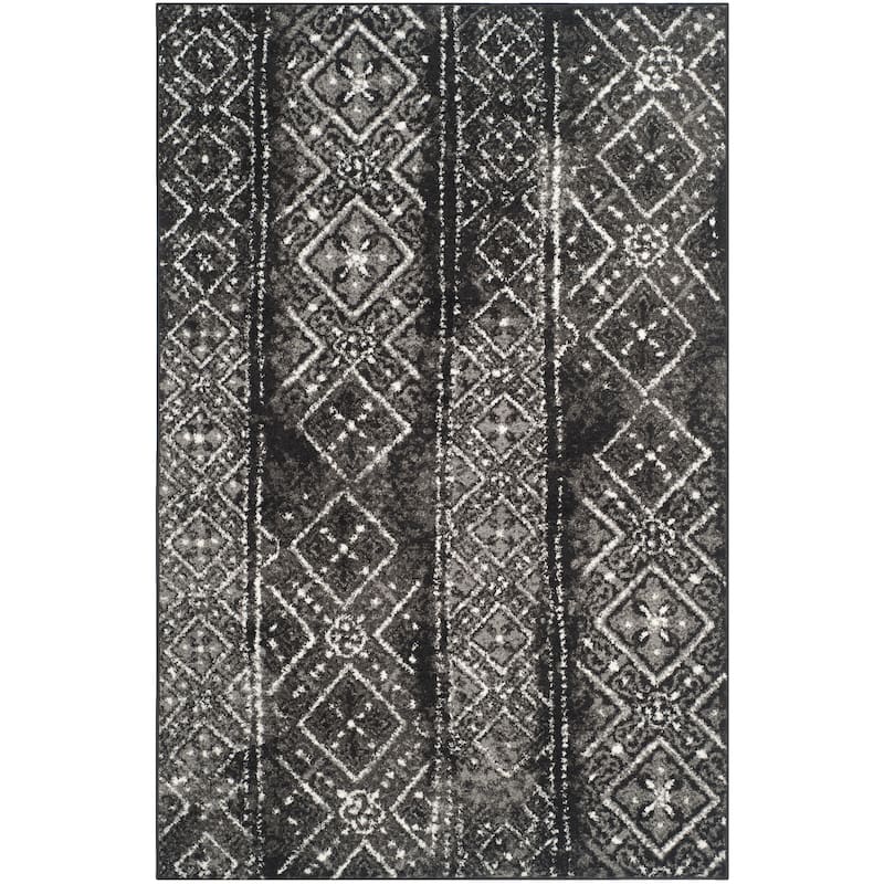 SAFAVIEH Adirondack Maisie Moroccan Boho Distressed Rug - Black/Silver - 4' x 6'
