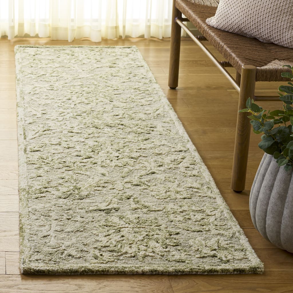 SAFAVIEH Hand-Tufted Blossom Hansine Patterned Wool Rug